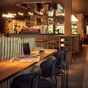 Met 4*, Amsterdam Netherlands